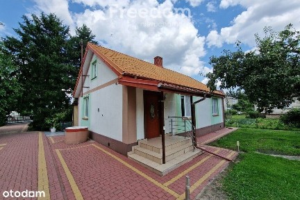 Dom w Szóstce wraz z budynkami gospodarczymi