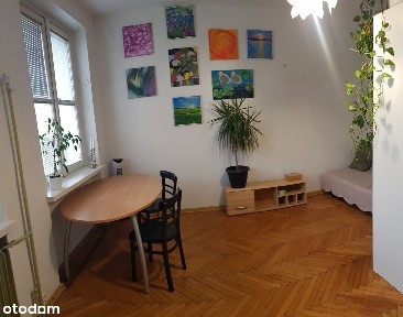 Rynek,osobna kuchnia,ogrzewanie miejskie.