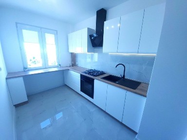 Bezpośrednio, 2 pokoje, Na Skarpie