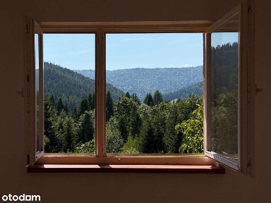 Dom z duszą w sercu Gorców i widokiem na góry