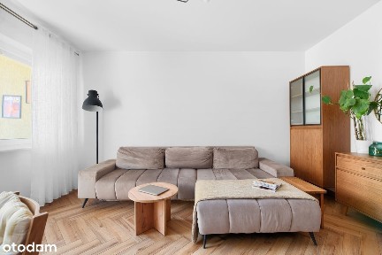 Zadbane 2-pokojowe mieszkanie z garażem i osobną kuchnią - Górna Wilda