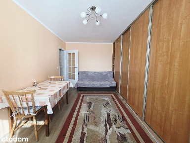 2 pokoje, balkon, piwnica, autobus, tramwaj, Kozanów