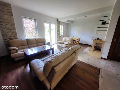 Dom na zamkniętym osiedlu