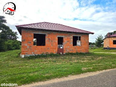 Domek w stanie surowym niedaleko miasta Koło