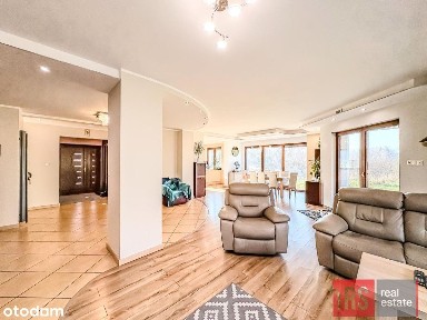 Rezydencja na wzgórzu nad Doliną Bobru