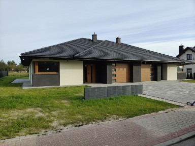 Sprzedam dom w zabudowie bliźniaczej stan deweloperski