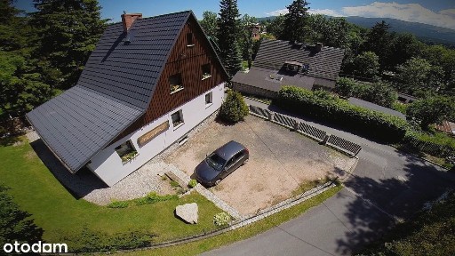 Stylowy dom w centrum Szklarskiej Poręby, second home, pensjonat