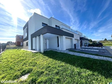 Gotowa| skrajna szeregówka | garaż | Racławówka