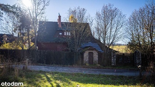 Drewniany klimatyczny dom z widokiem na Tatry