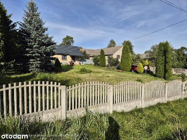 Dom wraz z zabudowaniami gospodarczymi + 2 działki o pow. 2,3 ha