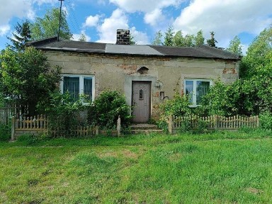 Sprzedam dom z budynkami gospodarczymi