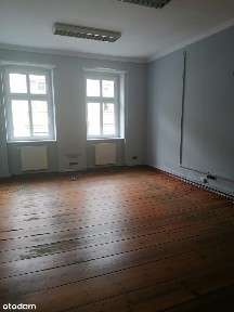 Biuro w kamienicy ul. Półwiejska/Kwiatowa