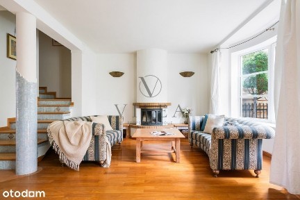 Segment, 6 pokoi, 3 łazienki, ogródek, Zawady