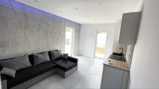 Nowy, Piętro, 2 Pokoje,Ogródek, Centrum od Właściciela