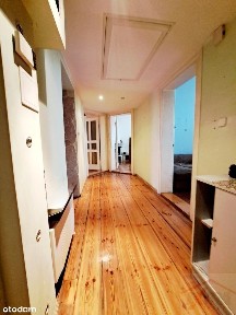 Przestronne mieszkanie w Centrum.1 piętro. Balkon!