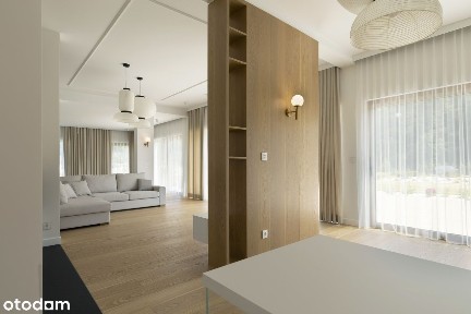 Dwa domy, basen, 2,7ha terenu