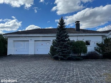 NIERUCHOMOŚĆ W PIERWSZEJ LINII BRZEGOWEJ !