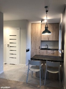 PRZESTRONNA kawalerka z balkonem ul. Tęczowa (Stare Miasto).