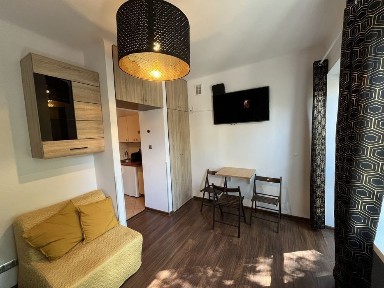 Bez prowizji Kawalerka przy metrze Pole Mokotowskie i SGH