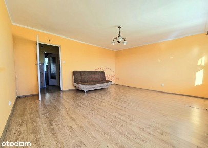 Na sprzedaż mieszkanie - dwa pokoje.