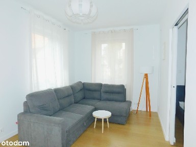 Wynajmę Mieszkanie z Miejscem Garażowym w Okolicy Centrum i Portu.