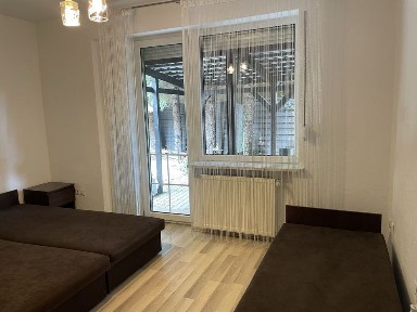 Mieszkanie z ogrodem -Podolany