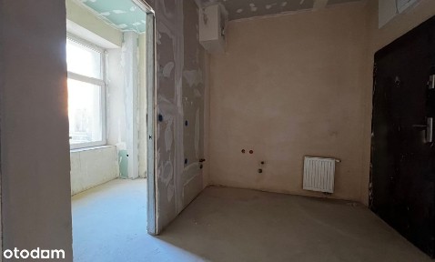 Wykończona Kawalerka | Osobna Kuchnia | 1. Piętro