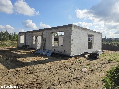 Na sprzedaż dom w stanie deweloperskim w Kunowicach