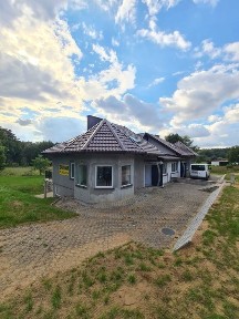 Dom bliźniak Łowyń - 20m od jeziora - cisza i natura.