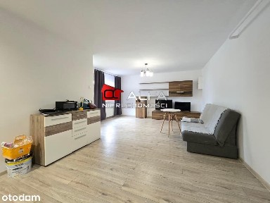 Kawalerka na parterze z ogrzewaniem miejskim.