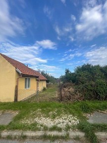 Dom wolnostojący w centrum miasta/ duży garaż pod warsztat/ od ręki