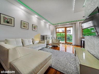 ul. Sarmacka, Błonia Wilanowskie, Wilanów, Warszawa, mazowieckie