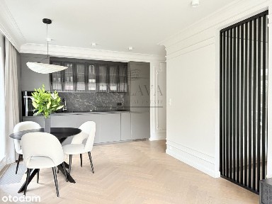 ul. 10 Lutego, Śródmieście, Gdynia, pomorskie