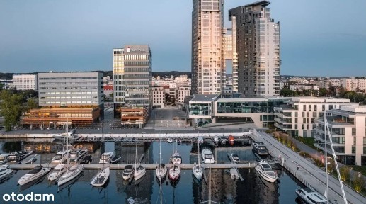 ul. 10 Lutego, Śródmieście, Gdynia, pomorskie