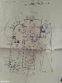 Przestronny dom z garażem w spokojnej okolicy