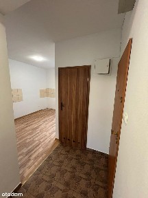 Kameralny budynek I Garaż I Piwnica