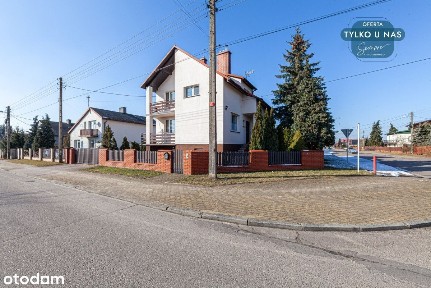 Jednorodzinny dom w centrum Zelowa