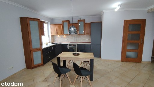 Odświeżone mieszkanie 3pokojowe z balkonem i windą - bez pośrednika