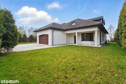 Gotowy do zamieszkania dom pod lasem z ogrodem oraz garażem