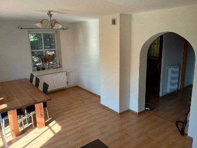 Sprzedam Dom w Zelowie w dobrej lokalizacji