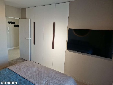 Przestronne nowo wykończone 3pokojowe mieszkanie w centrum Kołobrzegu.