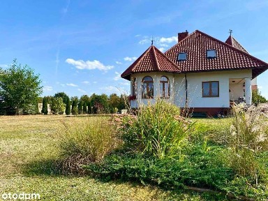 Posiadłość z potencjałem inwestycyjnym na Warmii
