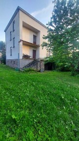 Dom jednorodzinny z działką