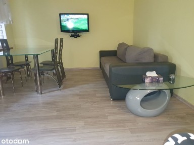 Sprzedam działkę mieszkaniową z Domem nad jeziorem.