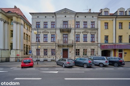 Kamienica z garażami i oficyną w centrum Kalisza na sprzedaż