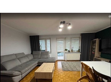 Przytulny dom w zabudowie bliźniaczej z pięknym ogródkiem