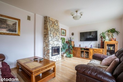 Zadbany dom na dużej działce. Brzeźnica