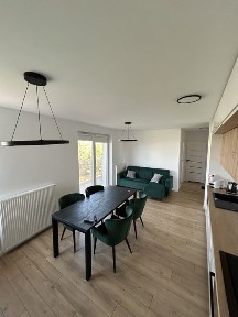 Niedawno wykończone 2-pokojowe mieszkanie do wynajecia od zaraz