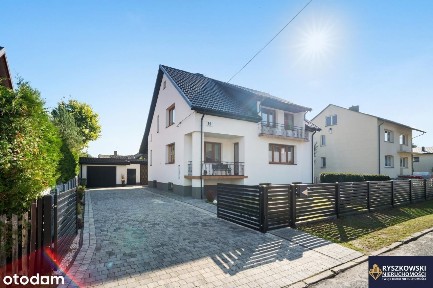 Dom pod lasem w sercu Roztocza, Zwierzyniec, Leśna