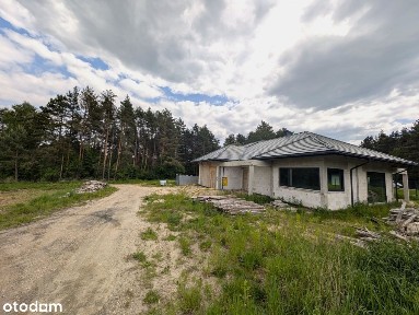 Wyjątkowy Dom Jednorodzinny w Mójczy - Bezpośredni
